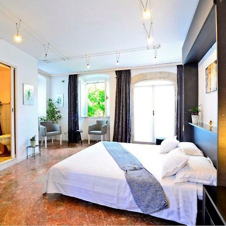 Romantic Rooms Gena Τρογκίρ Εξωτερικό φωτογραφία