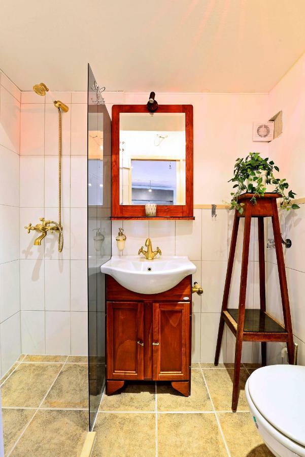 Romantic Rooms Gena Τρογκίρ Εξωτερικό φωτογραφία